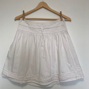 FREE W/ PURCHASE Simple White Skirt
